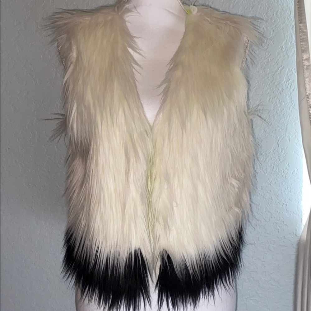 Princess Vera Wang Faux Fur Vest